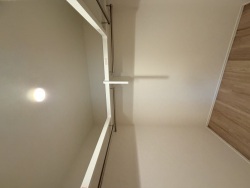 1364-17-115007.jpg